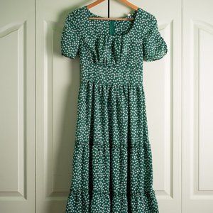 Green Cottagecore / Prairie Dress